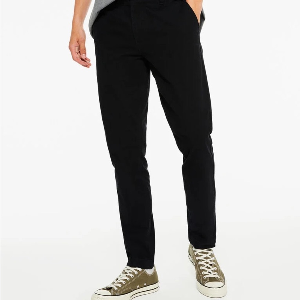 ✨ Gently Used Black Aéropostale Chinos - Sz 34/32 Slim Straight Up for Grabs! ✨